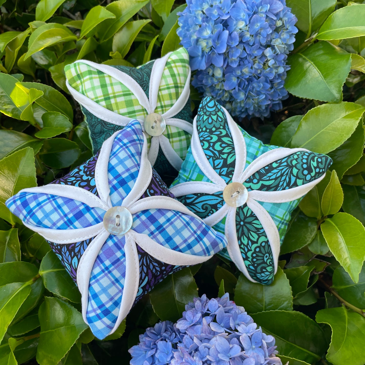 Cathedral Window Pincushions - Digital Pattern