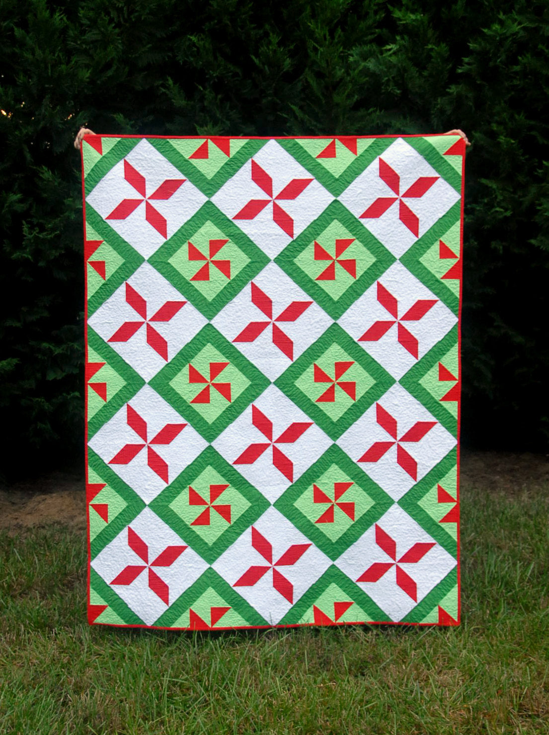 Poinsettia Pinwheels - Digital Pattern